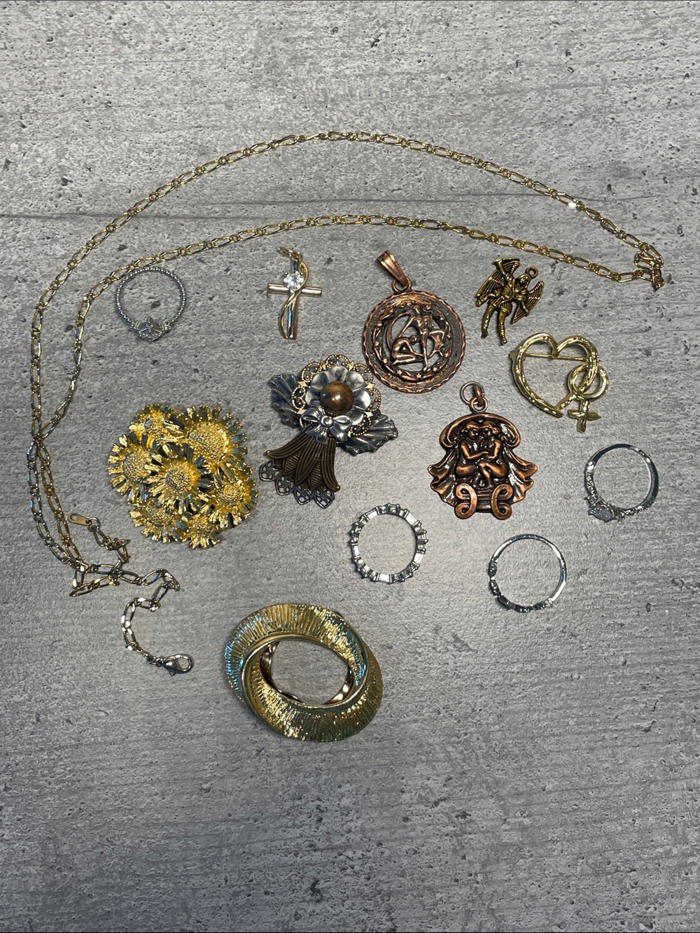 Mixed Metal Floral and Pendant Jewelry Set - Gold, Silver, Rose Gold